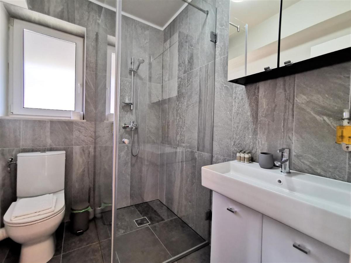 Grey Apartments Cluj-Napoca Eksteriør billede